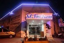 Vf Four Season Hotel Angeles